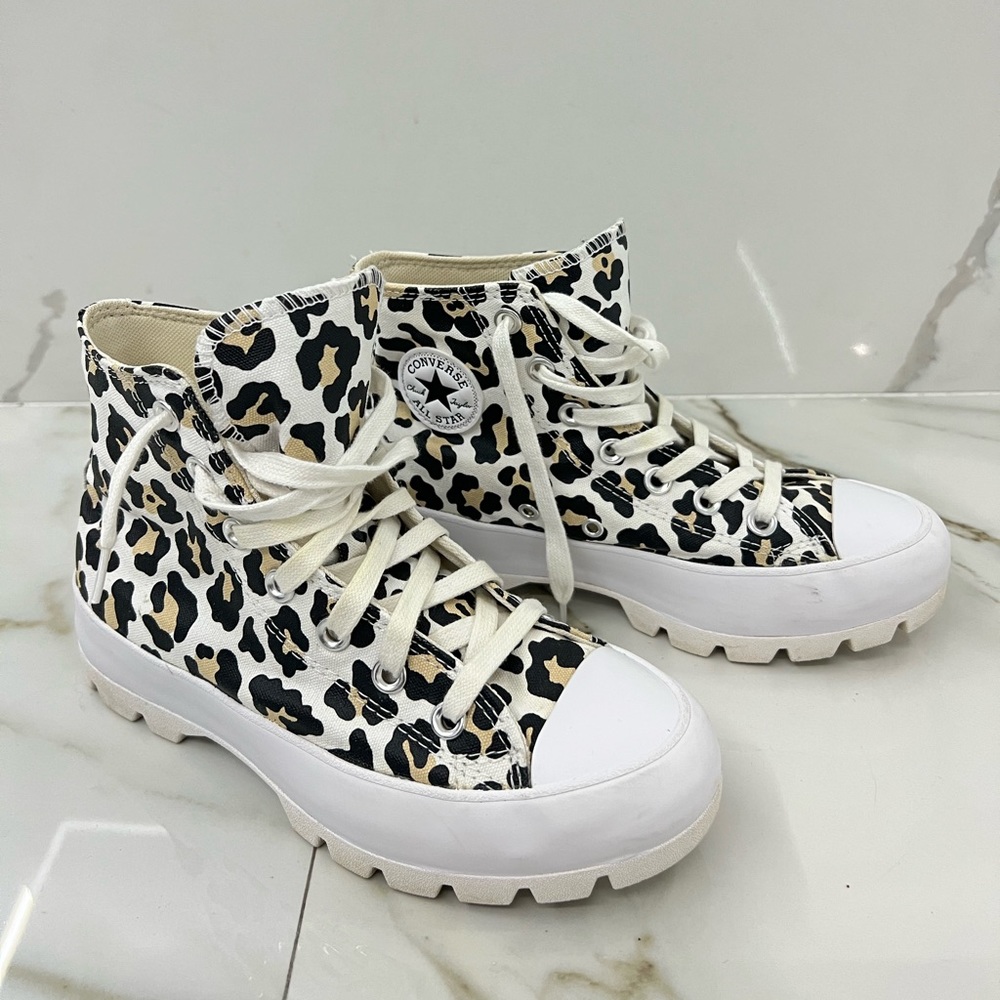 Wmns Chuck Taylor All Star Lugged High 'Leopard' Converse